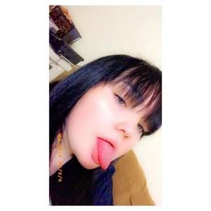 Meet your Posher, Skylyr